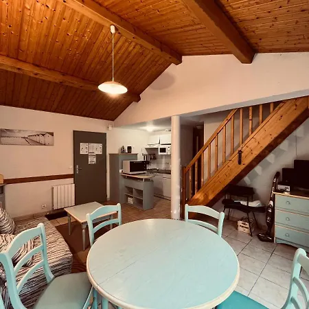 Дом отдыха Le Victoria, Piscine Et Foret *