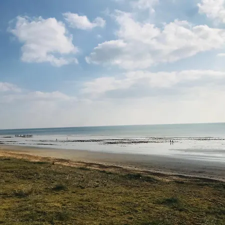 بيت للعطل Le Victoria, Piscine Et Foret