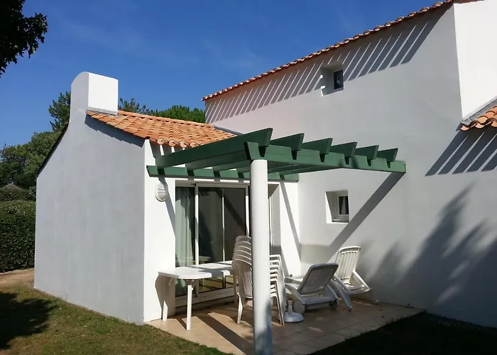 Le Victoria, Piscine Et Foret Сен-Жан-де-Мон